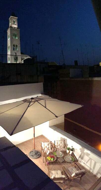 Apartamento Little Tower Bari Exterior foto