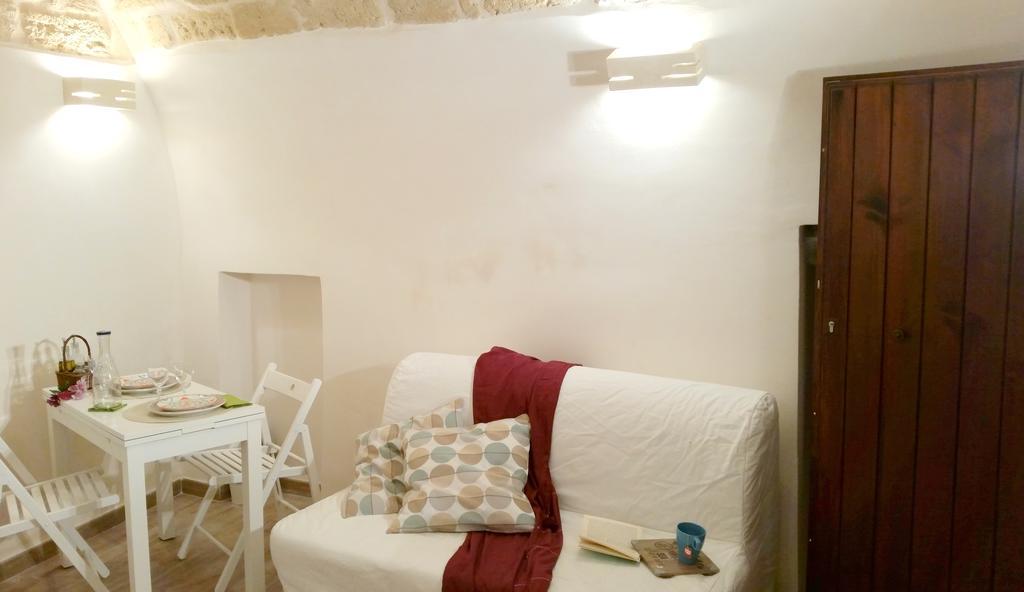 Apartamento Little Tower Bari Exterior foto